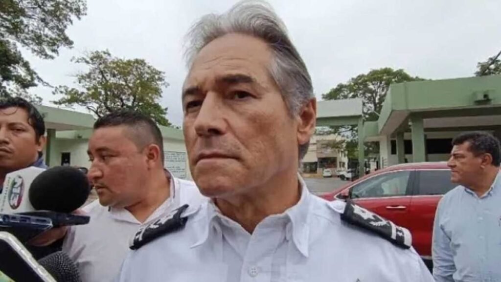 ¿Quién es Hernán Bermúdez Requena?