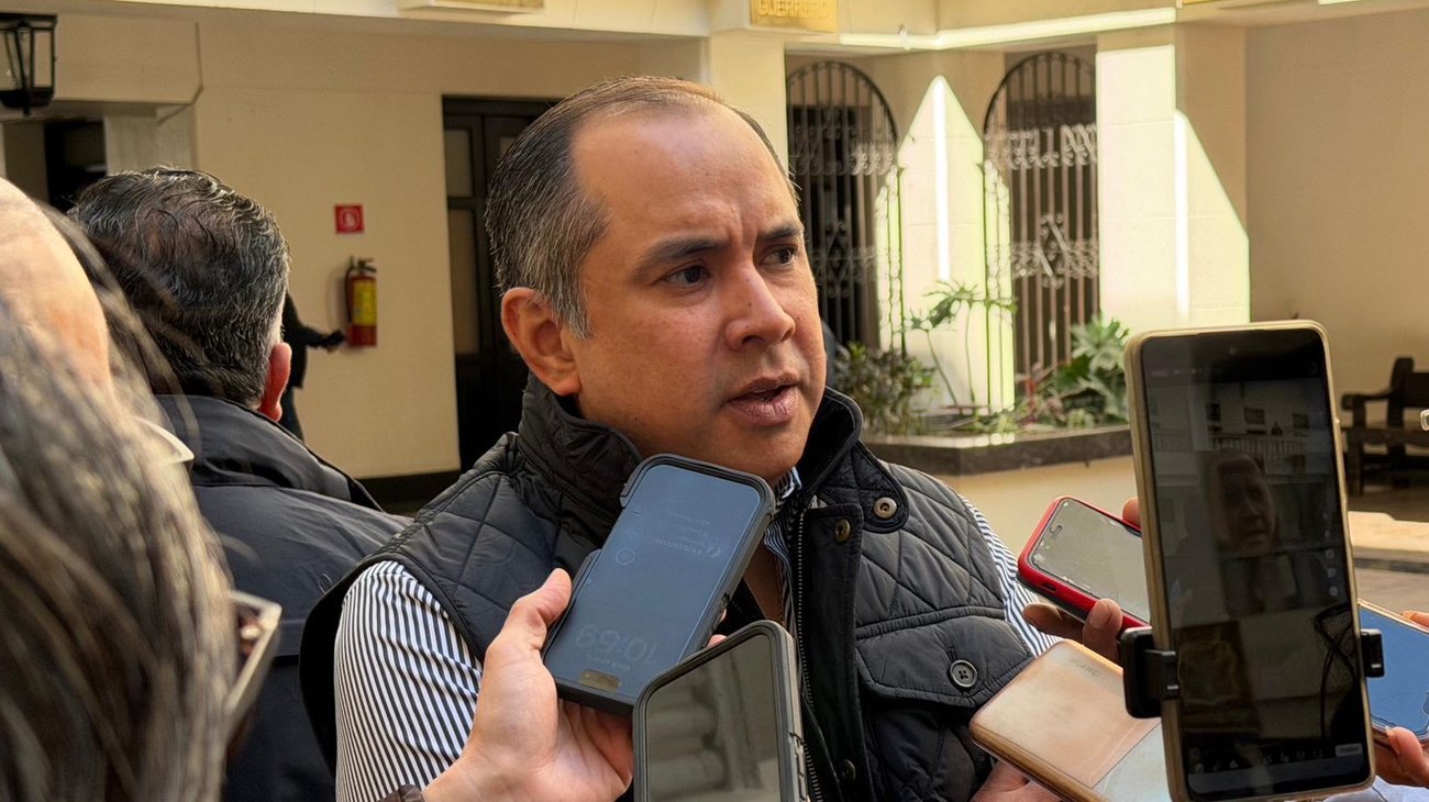 secretario de Finanzas, Carlos Irán Ramírez